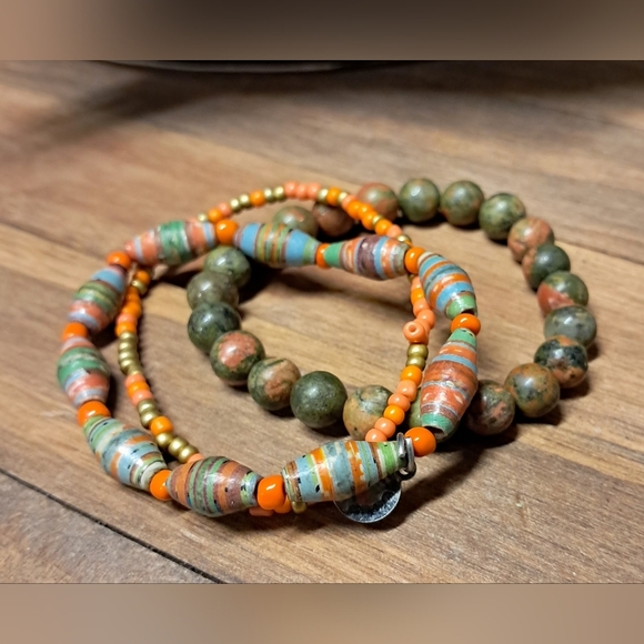 Bundle Of Beaded Bracelets (3) - Picture 1 of 3
